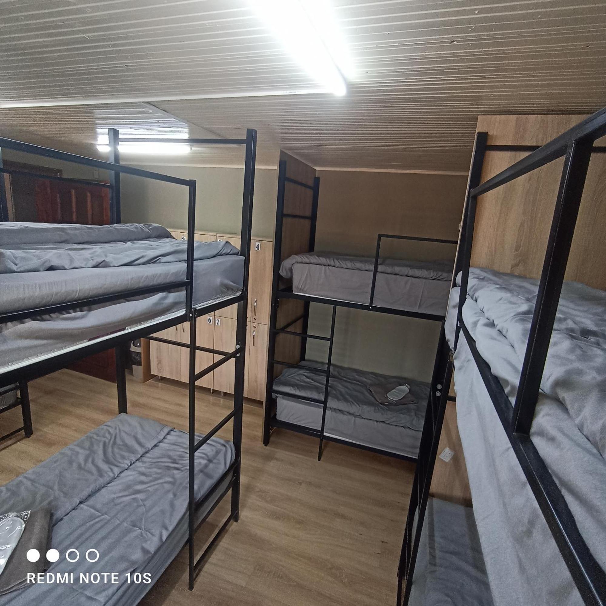 Friends Hostel Kişinev Dış mekan fotoğraf